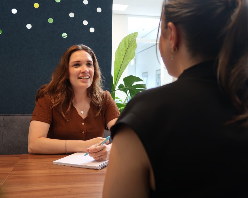 Zo val je op bij je sollicitatie: 9 tips die werken!